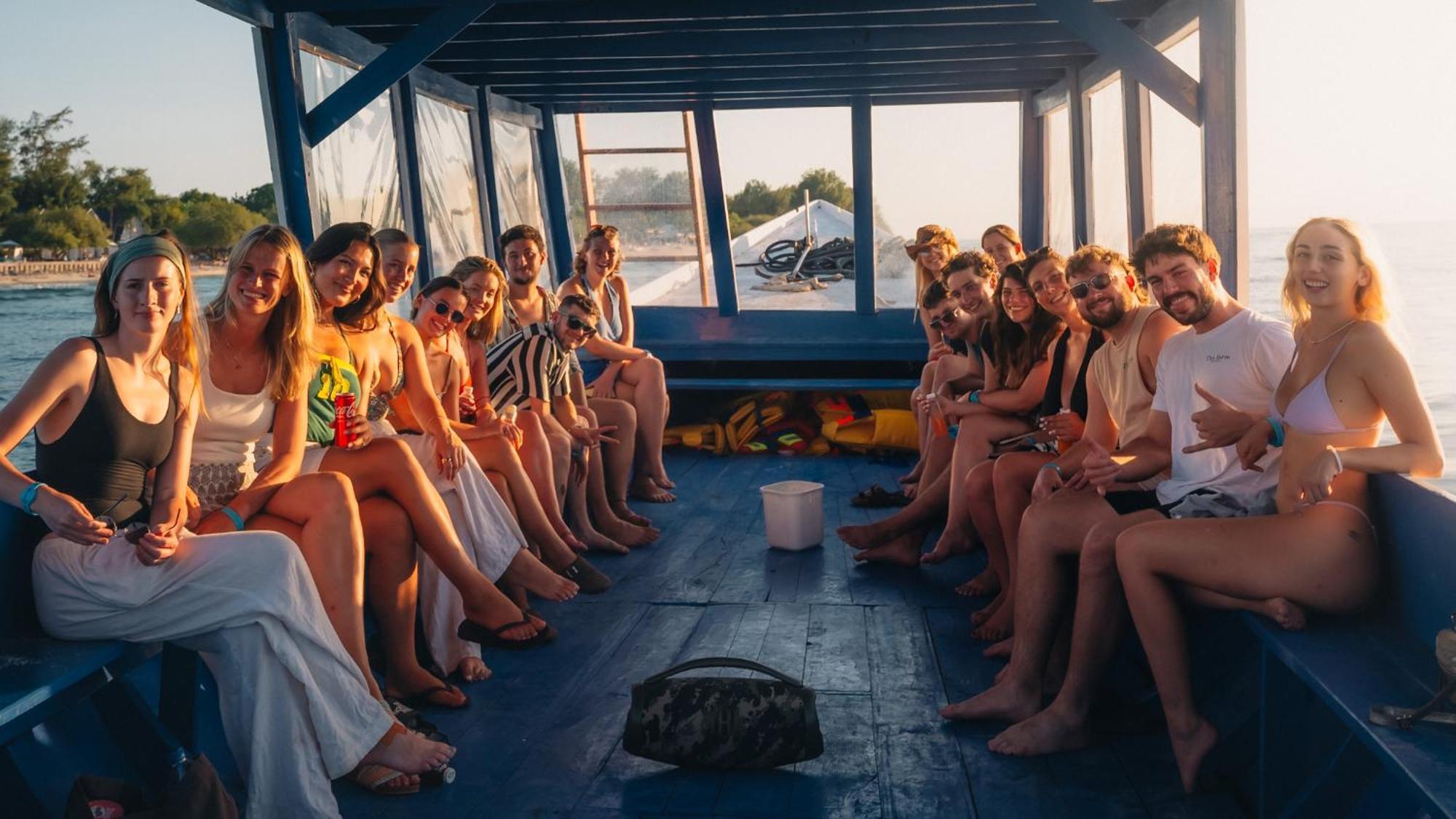 Atlas Gili Party Hostel Gili Trawangan Kültér fotó